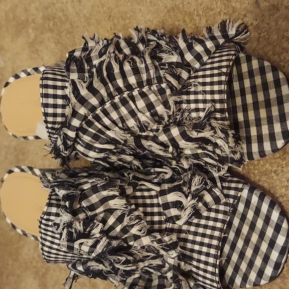 Express (7) black & white - Picture 2 of 3